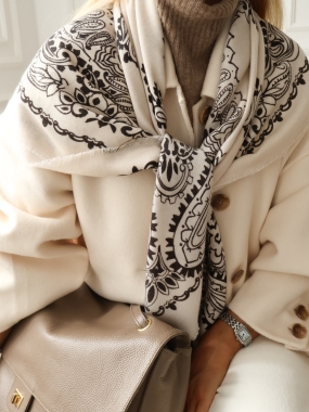 Chusta Marais | 80% wiskoza 20% wełna | ivory ♡